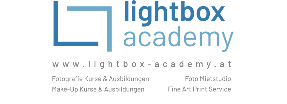 (c) Lightbox-academy.at
