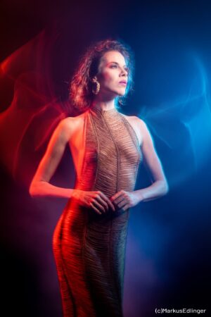 F - Dance and Light 0125a